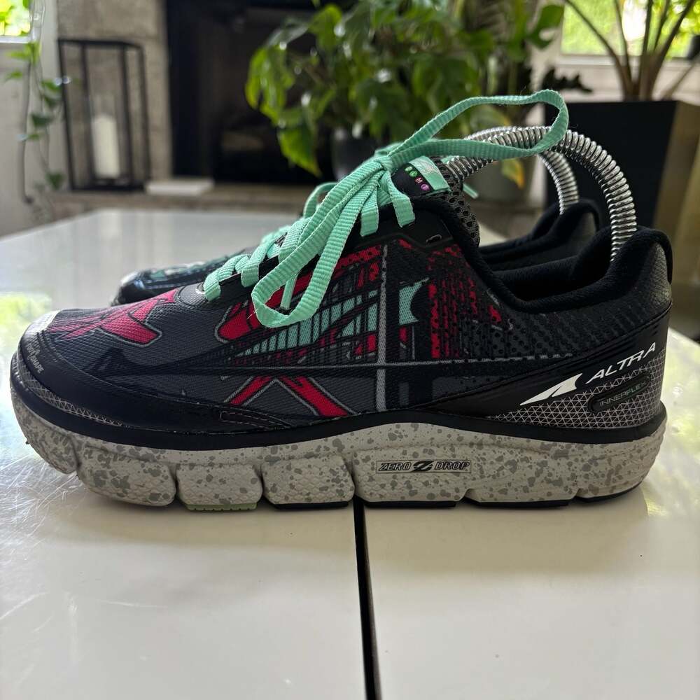 Altra Torin 2.5 NYC Limited Edition Women's Running Shoes Size 7 - Picture 3 of 8